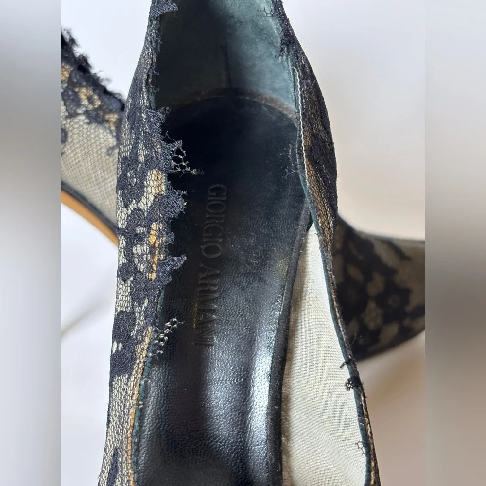 Giorgio Armani Vintage Lace Pumps size 35 - Picture 6 of 8